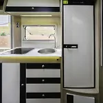 Autocaravana Cerca De Barcelona