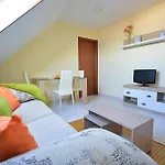 Apartamento Con Terraza Frente Al Mar En O Grove