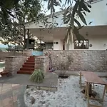 Casa Mandarina
