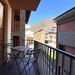 Bonito Apartamento en Rialp