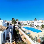 Medina Marinas - Tu Hogar Con Solarium Privado!