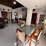 Villa Lazaro