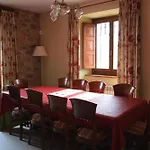 Casa Rural San Ignacio: Una Casa Indiana En Soria