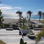 Instyle Almunecar En El Centro Con Cochera Y Piscina