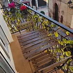 Cuadro De La Virgen - Vivienda Turistica