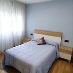 Apartamento en Laxe. Soleado y al lado de la playa