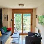 Ventana Al Paraiso Del Oso - Somiedo. Window To Bear Paradise - Somiedo