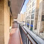 Residencial Leyra, Piso Centrico De 6 Habitaciones, 8 Camas