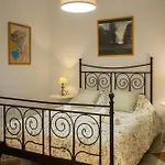 Wish Suite El Museo De Sevilla