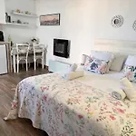 Apartamentos Oncemolinos Con Desayuno