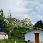 Magnífico Castillo privado, elevado en la roca