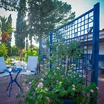 la casita de invitados