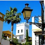 Habitacion Suite Con Bano Privado A Pies Del Rio Guadalquivir