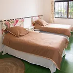 Chalet En Playa Bahia Algeciras