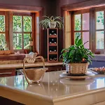 Casa Con Piscina En El Centro
