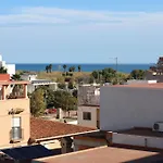 Enorme Terraza Con Vistas Al Mar By Hometels