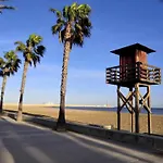 A H RENTALS Carles III Apartamento 150 mtrs playa