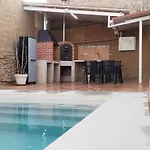 Casa Moya-La Encarnacion