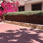 Apartamento Tranquilo Cerca De Buena Piscina Y Con Buen Aire Acondicionado