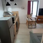 Apartamentos Turisticos Avila Puerta De Los Leales 1-2