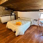 Estudio O Apartamento Toni