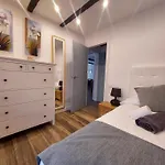Cerca De Barcelona, Y Entre Tres Parques Naturales, Casa De 4 Habitaciones Y 2 Banos Con Piscina, Barbacoa Y Chimenea