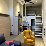 El Gallinero, Loft Con Sauna Y Jacuzzi - Housevanlive