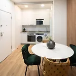 Suite 1907 Oviedo