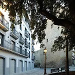Apartamentos Torre Del Reloj