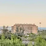 Acogedor Y Luminoso Apartamento Con Vistas Despejadas, Al Mar, Y A La Torre Medieval De La Guardiola - Ascensor - Nombre Apartamento Arena -