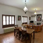 Apartamentos Turisticos Rurales Dos Fuentes