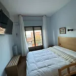 Hostal agripino y Restaurante asiático