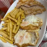 Hostal agripino y Restaurante asiático