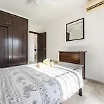 Superbly Situated Vistamar