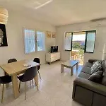Boschapartamento De 2 Dormitorios Y Con Piscina