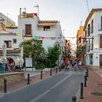 El Paseo - By Almarina Villas