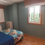 CHALET A SOLO 5 MIN DE OURENSE CIUDAD con jardín y barbacoa