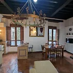 AT Casa de Alfonso VIII