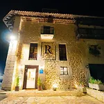 Hotel R Santillana