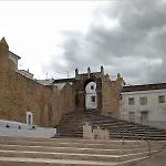 Precioso Apartamento Con Patio Interior.