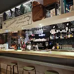 Oasis Backpackers\' Toledo