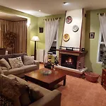 Chalet Con Piscina En Liria