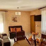 Casa Lola En Beceite Rodeados De Montanas Y Rios