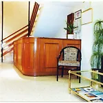 Hostal Niza