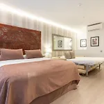 Serennia Fira Gran Via Exclusive Rooms