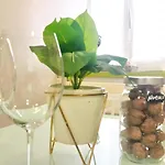 Ohana, Apartamento-Parking Privado Gratis-Centrico-Wifi-Ascensor-Sin Cuestas-82M2