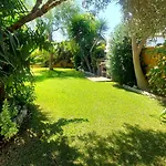 Chalet la Huerta con piscina chimenea y Wifi