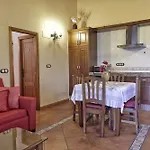 Apartamentos Turisticos Sanahuja