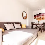 Mambo Palm-Mar Apartment