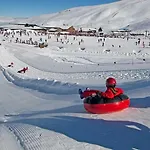 Vista Nevada Ski Lodge